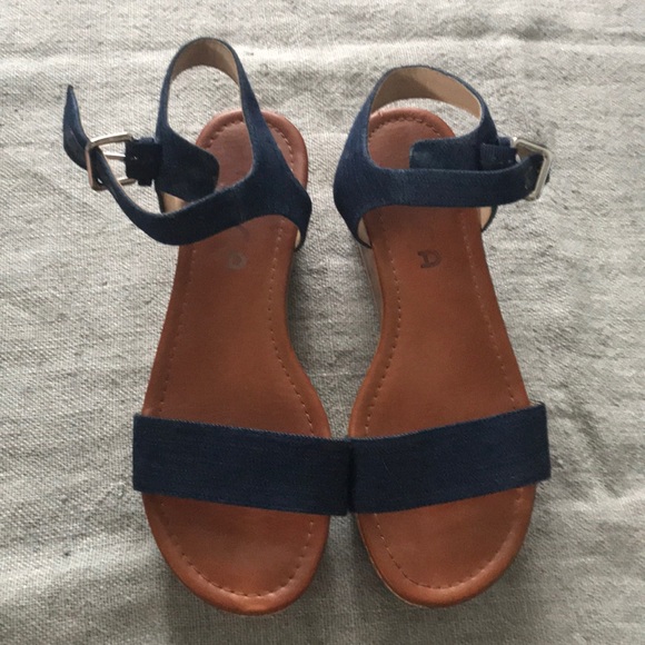 brok platform sandal